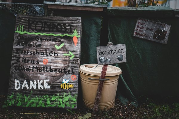 Comment mettre en œuvre une initiative de compostage communautaire pour les déchets organiques ?